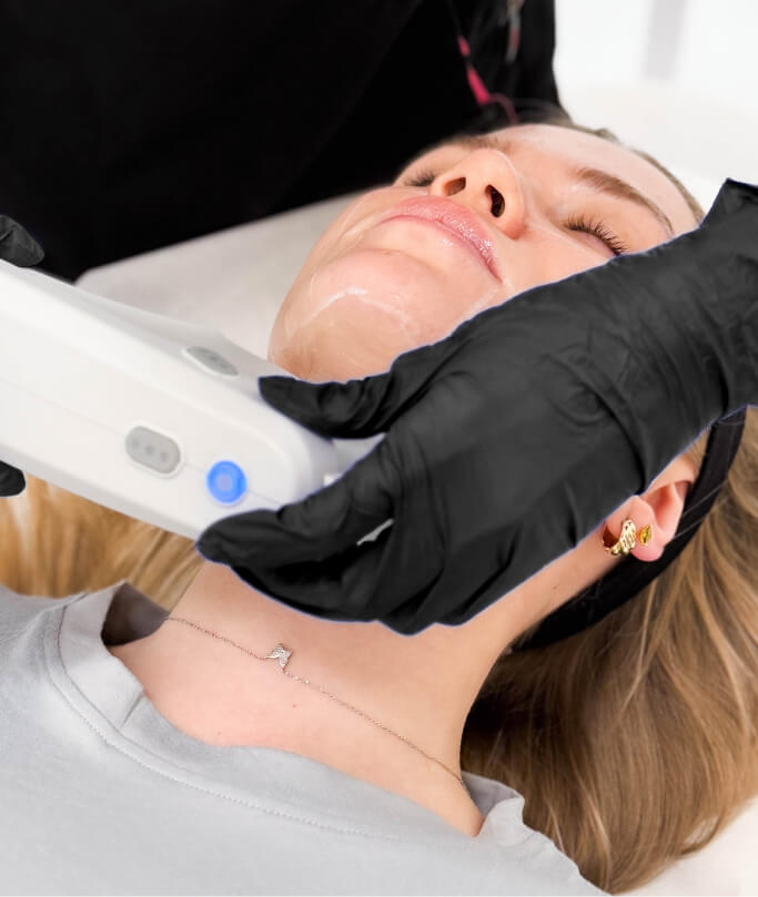 Double Chin Treatment Vancouver | EverYoung Skincare Clinic